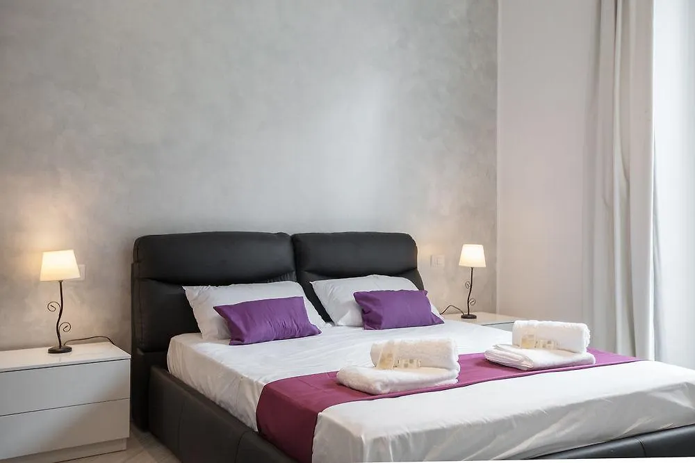 *** Hotel Df Royal Rooms Roma Italia