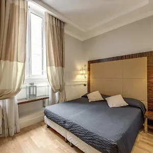 Hotel 939, Rome