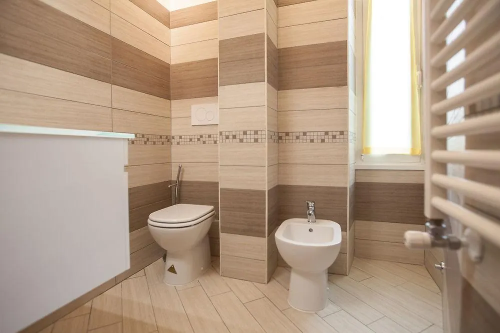 Df Royal Rooms Rome Italy